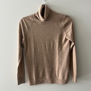 Camel merino turtleneck